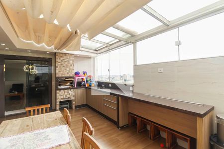 Apartamento à venda com 180m², 3 quartos e 4 vagasÁrea gourmet