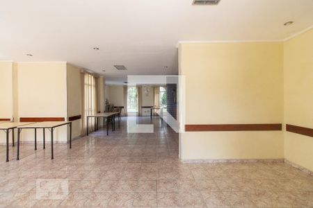 Apartamento à venda com 180m², 3 quartos e 4 vagasÁrea comum - Salão de festas