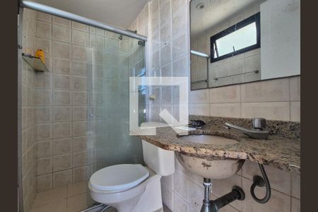 Apartamento para alugar com 87m², 2 quartos e 1 vaga Apartamento para alugar com 87m², 2 quartos e 1 vagaBanheiro da Suíte