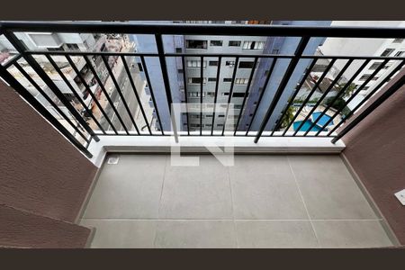 Sacada de kitnet/studio à venda com 1 quarto, 26m² em Pinheiros, São Paulo