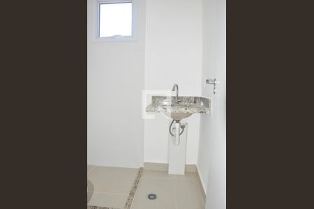 Apartamento à venda com 40m², 2 quartos e sem vaga Apartamento à venda com 40m², 2 quartos e sem vagaBanheiro