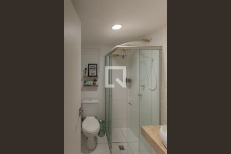 Apartamento à venda com 114m², 3 quartos e 2 vagas Apartamento à venda com 114m², 3 quartos e 2 vagasBanheiro