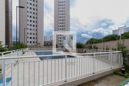 Apartamento à venda com 37m², 2 quartos e sem vagaÁrea comum - Piscina