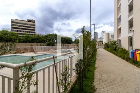 Apartamento à venda com 37m², 2 quartos e sem vagaÁrea comum - Piscina