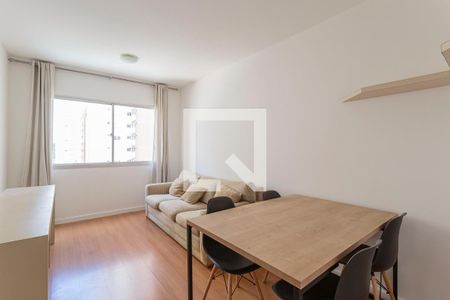 Sala de apartamento para alugar com 1 quarto, 40m² em Moema, São Paulo