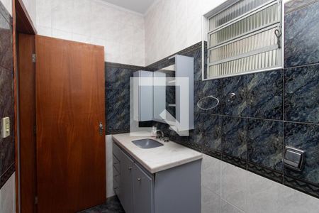 Casa à venda com 190m², 3 quartos e 2 vagas Casa à venda com 190m², 3 quartos e 2 vagasBanheiro da Suíte