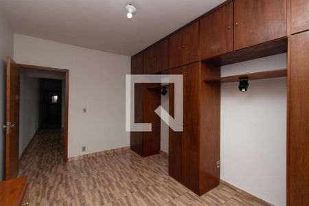 Casa à venda com 190m², 3 quartos e 2 vagas Casa à venda com 190m², 3 quartos e 2 vagasQuarto 1