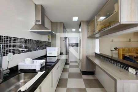 Apartamento para alugar com 134m², 2 quartos e 2 vagas Apartamento para alugar com 134m², 2 quartos e 2 vagasCozinha