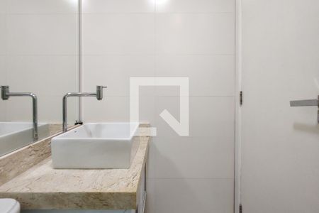 Apartamento para alugar com 134m², 2 quartos e 2 vagas Apartamento para alugar com 134m², 2 quartos e 2 vagasBanheiro