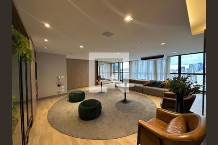 Studio à venda com 42m², 1 quarto e sem vagaÁrea comum - Salão de festas