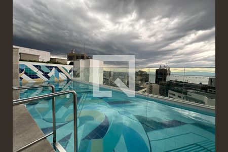 Studio à venda com 42m², 1 quarto e sem vagaÁrea comum - Piscina