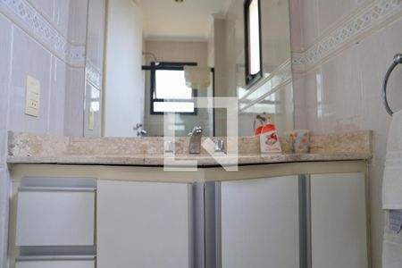 Apartamento à venda com 68m², 2 quartos e 2 vagas Apartamento à venda com 68m², 2 quartos e 2 vagasBanheiro da Suíte 1