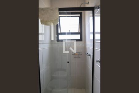 Apartamento à venda com 68m², 2 quartos e 2 vagas Apartamento à venda com 68m², 2 quartos e 2 vagasBanheiro da Suíte 1