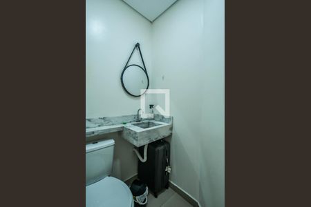 Lavabo de apartamento para alugar com 2 quartos, 100m² em Vila Bastos, Santo André