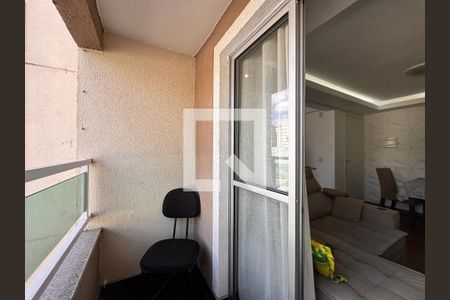 Apartamento à venda com 45m², 2 quartos e 1 vaga Apartamento à venda com 45m², 2 quartos e 1 vagaSacada