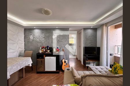 Apartamento à venda com 45m², 2 quartos e 1 vaga Apartamento à venda com 45m², 2 quartos e 1 vagaSala