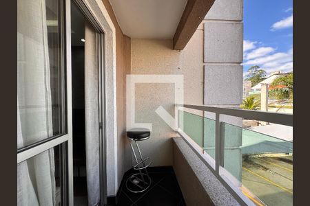 Apartamento à venda com 45m², 2 quartos e 1 vaga Apartamento à venda com 45m², 2 quartos e 1 vagaSacada