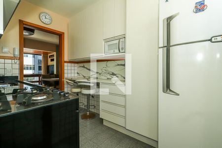 Apartamento à venda com 170m², 2 quartos e 2 vagasCozinha