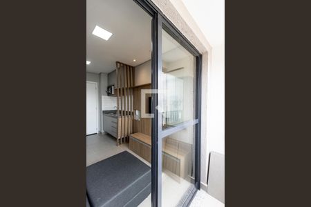 Apartamento à venda com 27m², 1 quarto e sem vaga Apartamento à venda com 27m², 1 quarto e sem vagaVaranda