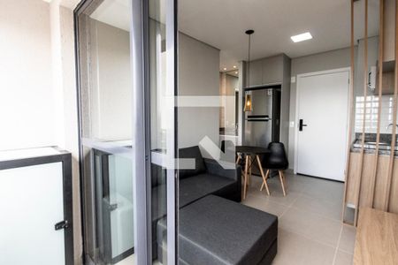 Apartamento à venda com 27m², 1 quarto e sem vaga Apartamento à venda com 27m², 1 quarto e sem vagaVaranda