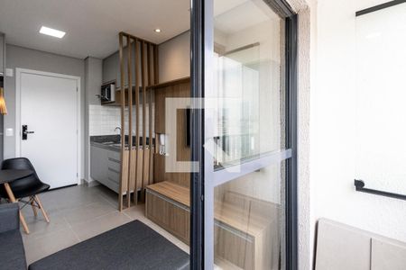 Apartamento à venda com 27m², 1 quarto e sem vaga Apartamento à venda com 27m², 1 quarto e sem vagaVaranda