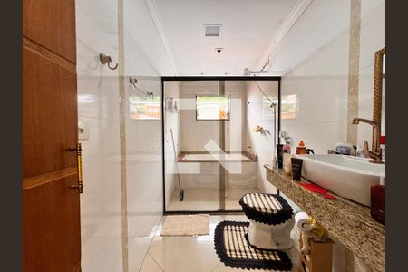 Casa à venda com 266m², 3 quartos e 5 vagas Casa à venda com 266m², 3 quartos e 5 vagasBanheiro da Suíte