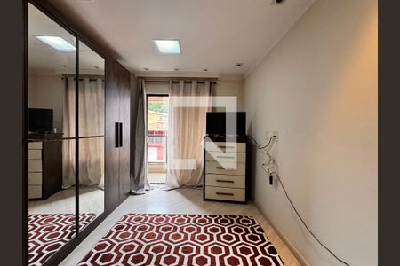 Suíte de casa à venda com 3 quartos, 266m² em Vila Guaraciaba, Santo André