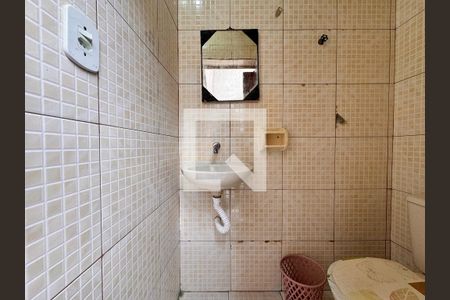 Casa à venda com 266m², 3 quartos e 5 vagas Casa à venda com 266m², 3 quartos e 5 vagasLavabo 1