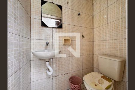 Casa à venda com 266m², 3 quartos e 5 vagas Casa à venda com 266m², 3 quartos e 5 vagasLavabo 1