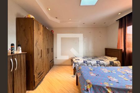 Casa à venda com 266m², 3 quartos e 5 vagas Casa à venda com 266m², 3 quartos e 5 vagasQuarto 2