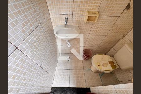 Casa à venda com 266m², 3 quartos e 5 vagas Casa à venda com 266m², 3 quartos e 5 vagasLavabo 1