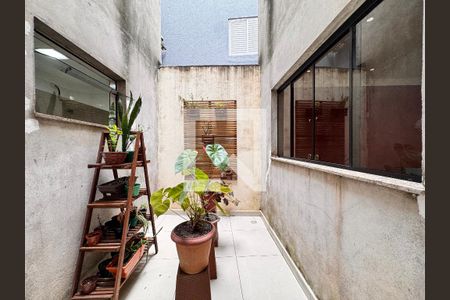 Casa à venda com 266m², 3 quartos e 5 vagas Casa à venda com 266m², 3 quartos e 5 vagasJardim de inverno