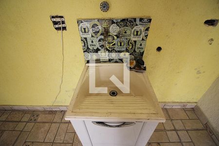 Casa à venda com 256m², 5 quartos e 2 vagasCasa 2 