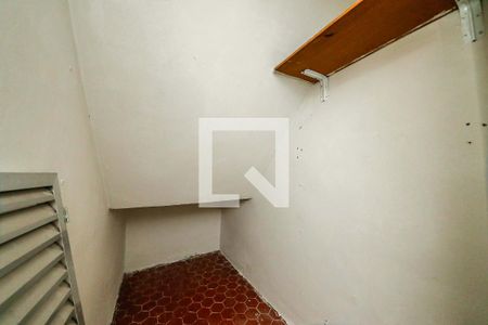 Casa para alugar com 368m², 2 quartos e 1 vaga Casa para alugar com 368m², 2 quartos e 1 vagaDepósito