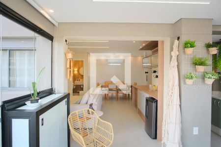 Apartamento à venda com 89m², 2 quartos e 2 vagasVaranda