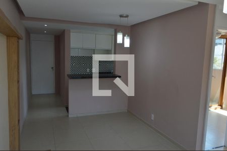 Sala de apartamento para alugar com 2 quartos, 50m² em Taquara, Rio de Janeiro