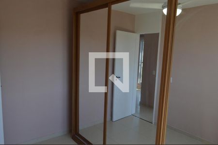 Quarto 1 de apartamento para alugar com 2 quartos, 50m² em Taquara, Rio de Janeiro