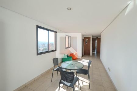 Apartamento para alugar com 37m², 1 quarto e 1 vaga Apartamento para alugar com 37m², 1 quarto e 1 vagaÁrea comum - Salão de festas
