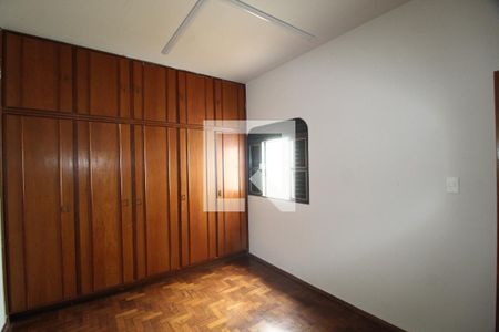 Casa para alugar com 320m², 6 quartos e 1 vagaQuarto 1