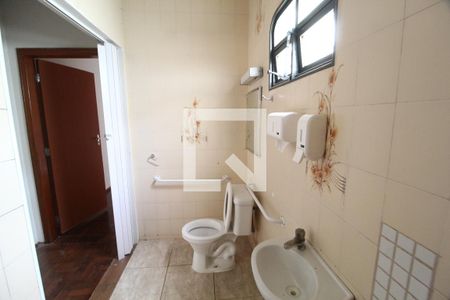 Casa para alugar com 320m², 6 quartos e 1 vagaBanheiro 1