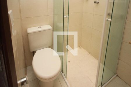 Casa de condomínio à venda com 61m², 2 quartos e 1 vaga Casa de condomínio à venda com 61m², 2 quartos e 1 vagaBanheiro da Suite 02