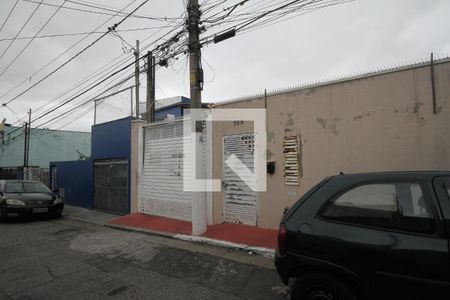 Casa de condomínio à venda com 61m², 2 quartos e 1 vaga Casa de condomínio à venda com 61m², 2 quartos e 1 vagaFachada