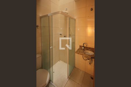 Casa de condomínio à venda com 61m², 2 quartos e 1 vaga Casa de condomínio à venda com 61m², 2 quartos e 1 vagaBanheiro da Suite 02