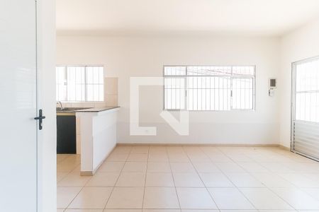 Sala de casa de condomínio para alugar com 2 quartos, 70m² em Parque Santana, Mogi das Cruzes