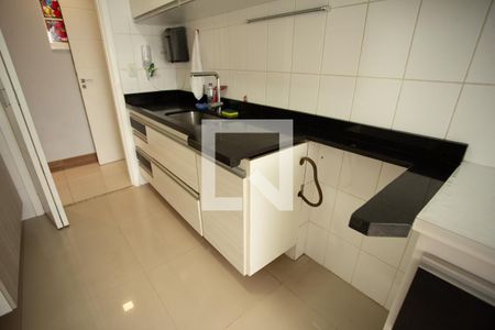 Apartamento à venda com 57m², 2 quartos e 2 vagas Apartamento à venda com 57m², 2 quartos e 2 vagasCOZINHA