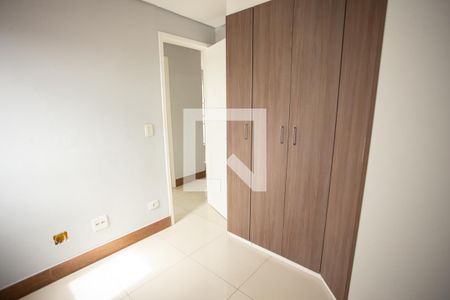 QUARTO 1 de apartamento para alugar com 2 quartos, 57m² em Lauzane Paulista, São Paulo