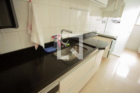 Apartamento à venda com 57m², 2 quartos e 2 vagas Apartamento à venda com 57m², 2 quartos e 2 vagasCOZINHA
