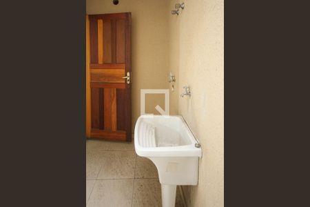 Casa de condomínio para alugar com 53m², 3 quartos e 1 vaga Casa de condomínio para alugar com 53m², 3 quartos e 1 vagaÁrea de Serviço