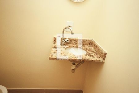 Lavabo de casa de condomínio para alugar com 3 quartos, 53m² em Chácara Belenzinho, São Paulo