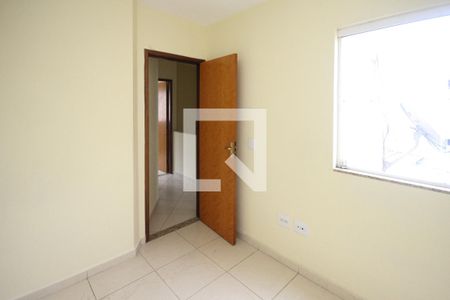 Casa de condomínio para alugar com 53m², 3 quartos e 1 vaga Casa de condomínio para alugar com 53m², 3 quartos e 1 vagaQuarto